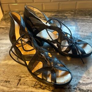 Fly London Dress Shoes